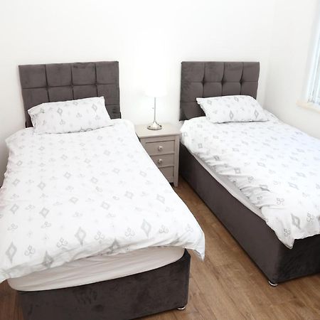 Cosy 3-Bed Bungalow Nec Airport Close To Amenities Birmingam Exterior foto